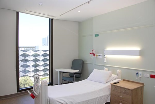 MediHotel patient room